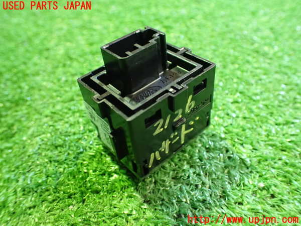 2UPJ-21266290]ジャガー・Iペイス(DH1AA)ハザードスイッチ 中古_m0002.jpg