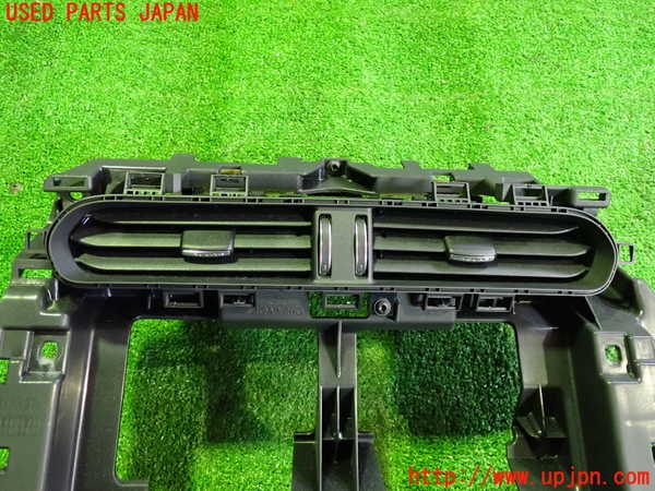 2UPJ-21267526]ジャガー・Iペイス(DH1AA)エアコン吹き出し口1 中古_m0002.jpg