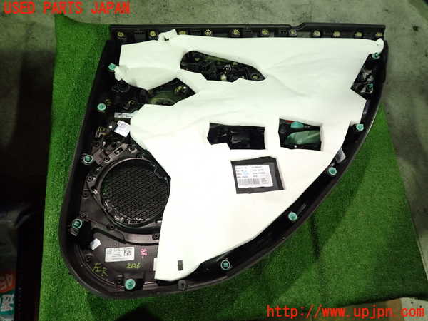 2UPJ-21261324]ジャガー・Iペイス(DH1AA)左後ドア内張り 中古_m0004.jpg