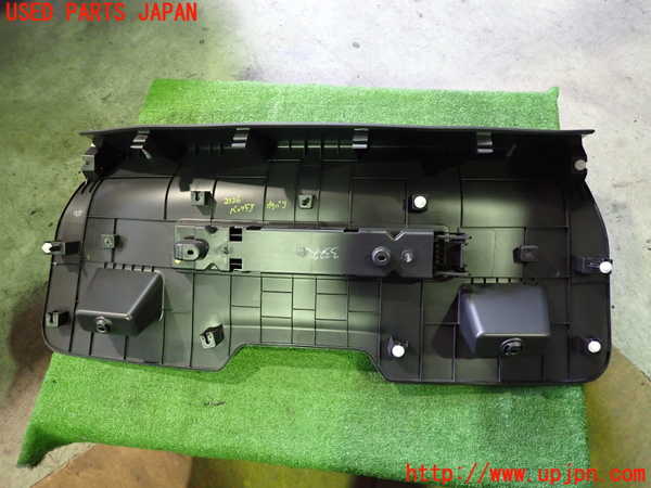 2UPJ-21261578]ジャガー・Iペイス(DH1AA)バックドア内張り 中古_m0003.jpg