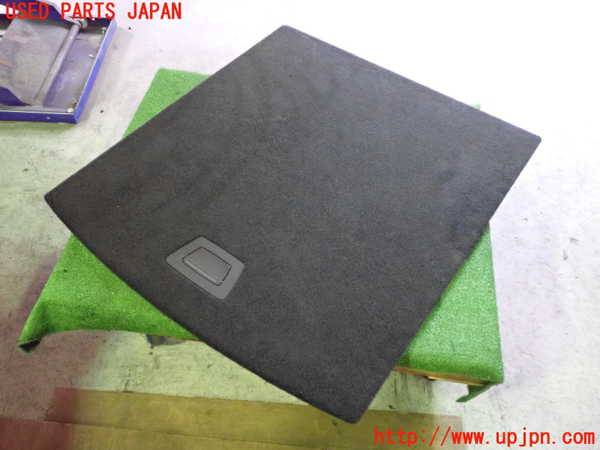 2UPJ-21267771]ジャガー・Iペイス(DH1AA)ラゲッジトレイ1 中古_m0001.jpg