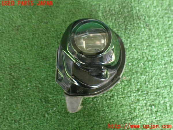 2UPJ-21281182]CX-8(KG2P)左フォグ 中古_m0001.jpg