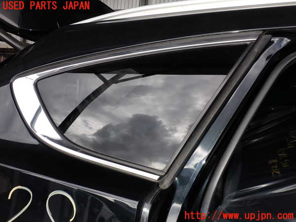 2UPJ-21281380]CX-8(KG2P)右クォーターガラス 中古(43R-007953 M2L3)_m0001.jpg