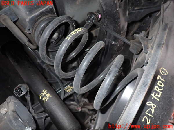 2UPJ-21285105]CX-8(KG2P)左リアスプリング 中古_m0001.jpg