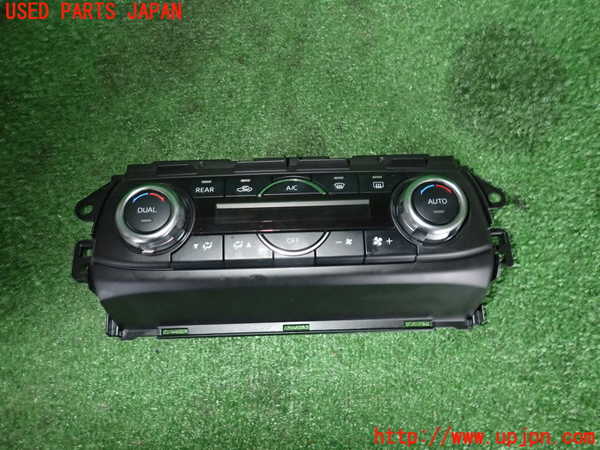 2UPJ-21286066]CX-8(KG2P)エアコンスイッチ1 中古_m0001.jpg