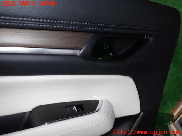 2UPJ-21281324]CX-8(KG2P)左後ドア内張り 中古_m0002.jpg
