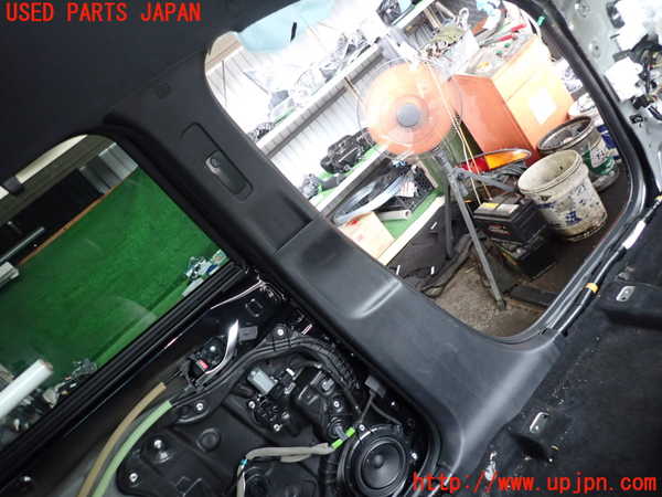 2UPJ-21287670]CX-8(KG2P)左センターピラートリム 中古_m0001.jpg