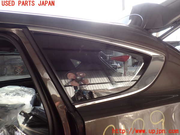 5UPJ-21291382]CX-8(KG5P)左クォーターガラス 中古 AGC M2L3 43R-007953_m0001.jpg