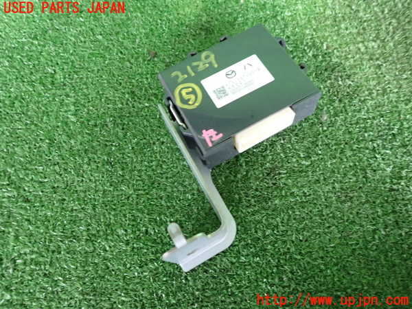 2UPJ-21296150]CX-8(KG5P)コンピューター5 中古 K131-67UU0-B_m0001.jpg