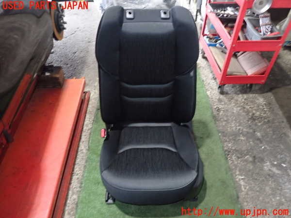5UPJ-21297065]CX-8(KG5P)助手席シート 中古_m0001.jpg