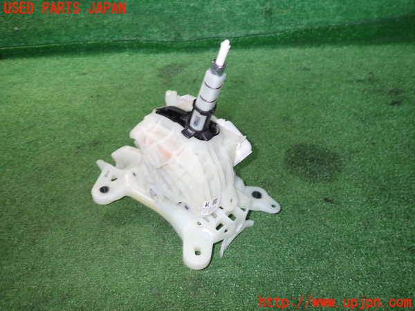 2UPJ-21297555]CX-8(KG5P)ATシフトレバー 中古_m0001.jpg