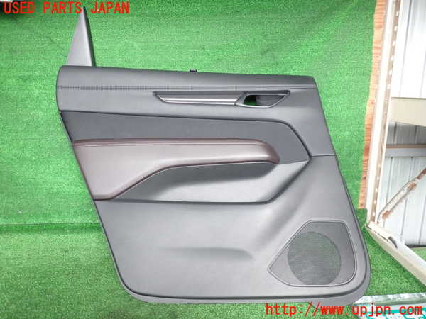 5UPJ-21291324]CX-8(KG5P)左後ドア内張り 中古_m0001.jpg