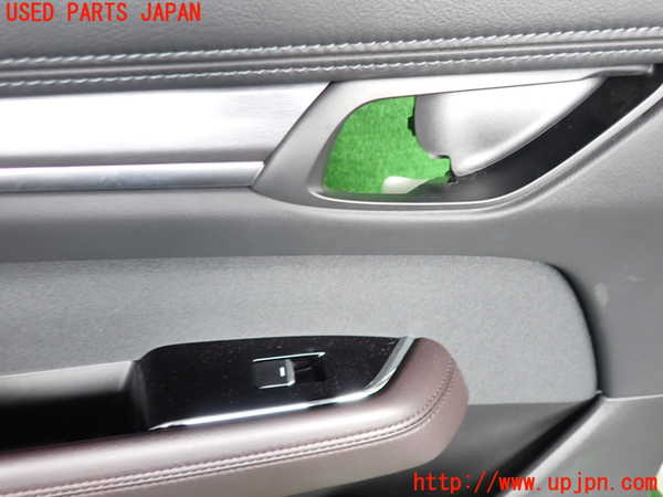 5UPJ-21291324]CX-8(KG5P)左後ドア内張り 中古_m0002.jpg