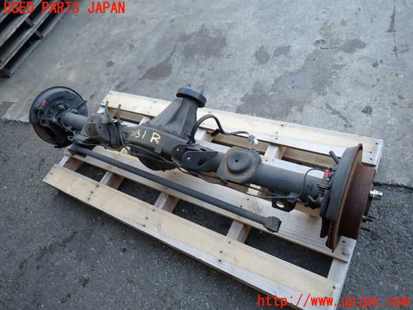 2UPJ-21314400]ハイラックスサーフ(RZN210W)リアデフホーシング 中古_m0002.jpg