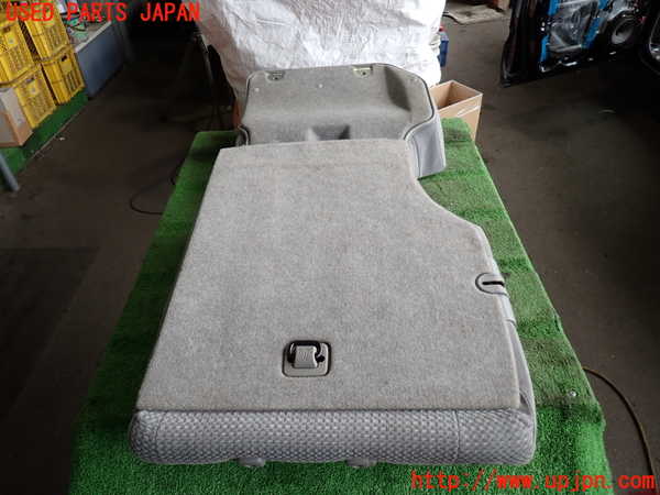 2UPJ-21317435]ハイラックスサーフ(RZN210W)左リアシート 中古_m0004.jpg