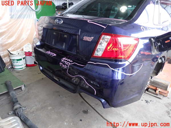 5UPJ-21321610]インプレッサ WRX-STi(GVB)リアバンパー 中古 【D型】_m0001.jpg