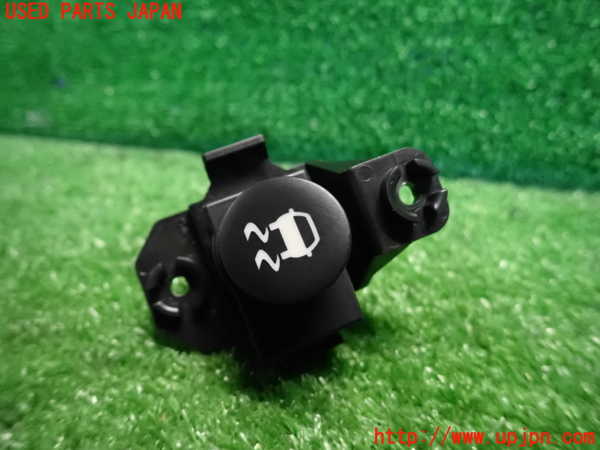 5UPJ-21326308]インプレッサ WRX-STi(GVB)スイッチ3 (VSC OFF) 中古 【D型】_m0001.jpg