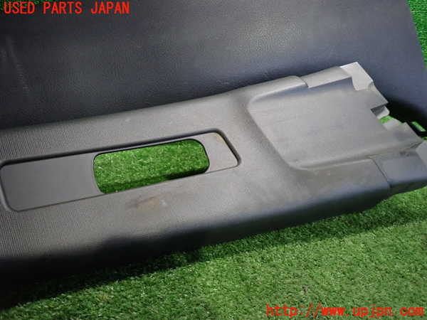 2UPJ-21327665]インプレッサ WRX-STi(GVB)右センターピラートリム 中古 【D型】_m0003.jpg
