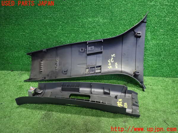 2UPJ-21327665]インプレッサ WRX-STi(GVB)右センターピラートリム 中古 【D型】_m0004.jpg