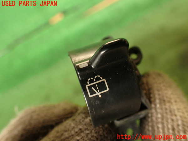 5UPJ-21336307]スカイライン クーペ(HCR32)スイッチ2 (リヤウォッシャー) 中古_m0002.jpg