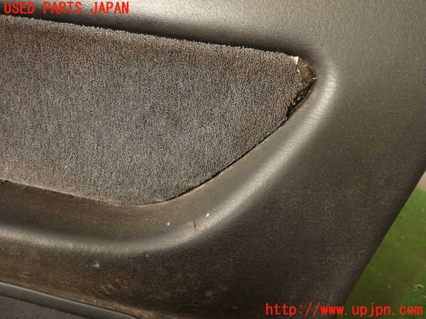 5UPJ-21331234]スカイライン クーペ(HCR32)右ドア内張り 中古_m0004.jpg