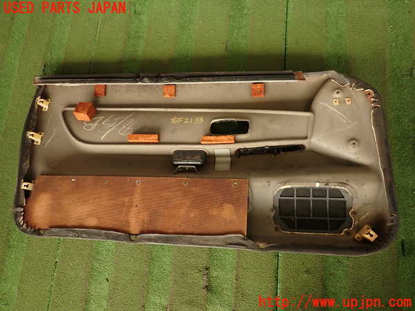 5UPJ-21331234]スカイライン クーペ(HCR32)右ドア内張り 中古_m0005.jpg