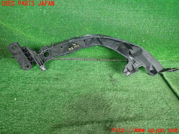 5UPJ-21341142]BMW 135i クーペ(UC35)(E82)左ヘッドライトリム 中古_m0003.jpg