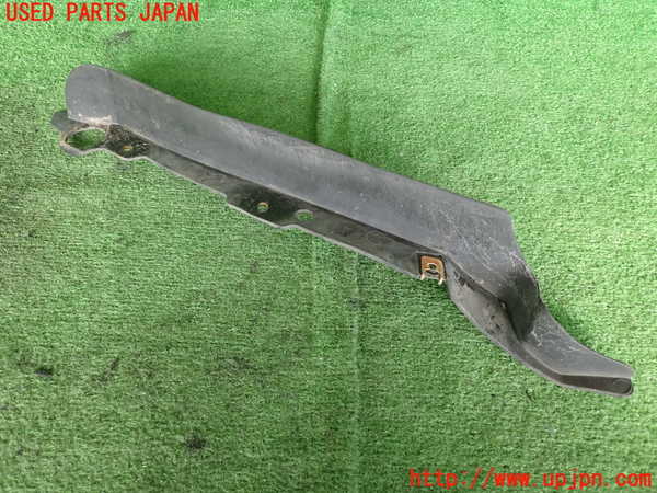 5UPJ-21341452]BMW 135i クーペ(UC35)(E82)左フロントマッドガード(泥除け) 中古_m0003.jpg