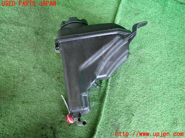 5UPJ-21342410]BMW 135i クーペ(UC35)(E82)ラジエータータンク 中古_m0003.jpg