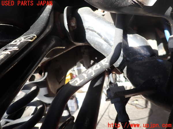 5UPJ-21345445]BMW 135i クーペ(UC35)(E82)リアスタビライザー 中古_m0004.jpg