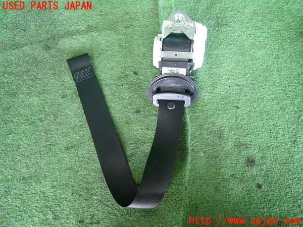 5UPJ-21347075]BMW 135i クーペ(UC35)(E82)助手席シートベルト 中古_m0003.jpg