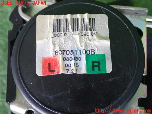 5UPJ-21347155]BMW 135i クーペ(UC35)(E82)右2列目シートベルト 中古_m0003.jpg