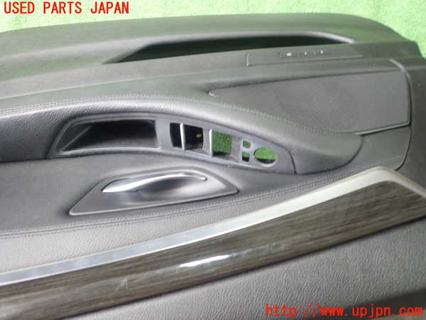 1UPJ-21351234]BMW 523i ツーリング(XL20 F11)右前ドア内張り 中古_m0002.jpg