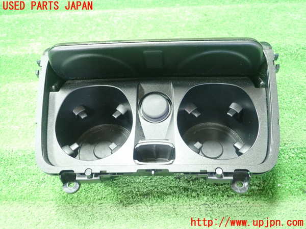 1UPJ-21357810]BMW 523i ツーリング(XL20 F11)ドリンクホルダー 中古_m0002.jpg