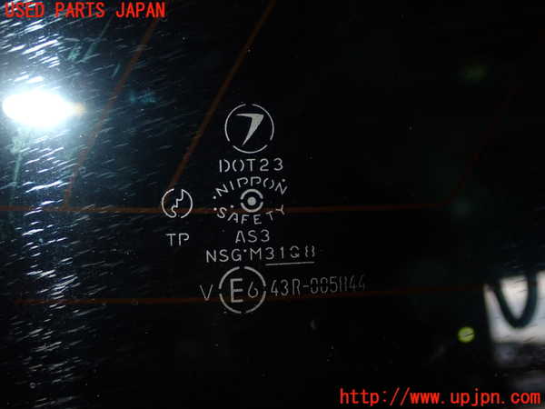 5UPJ-21361380]レガシィ ワゴン(BP5)右クォーターガラス M31Q8 中古_m0002.jpg