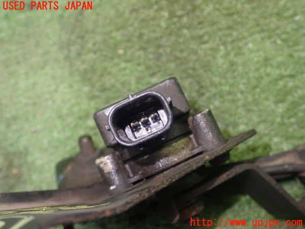 5UPJ-21366382]レガシィ ワゴン(BP5)センサー2 中古_m0003.jpg