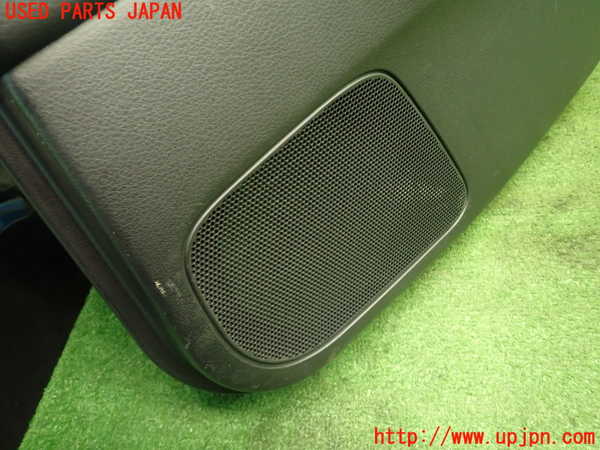 5UPJ-21361294]レガシィ ワゴン(BP5)右後ドア内張り 中古_m0004.jpg
