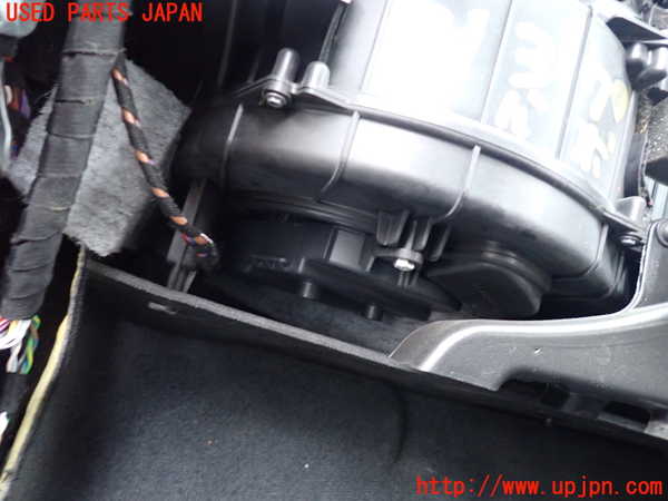 1UPJ-21376081]アウディ・S7 スポーツバック(4GCEUL)エバポレーター1 中古_m0003.jpg