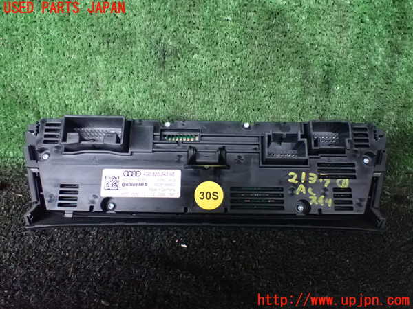 1UPJ-21376066]アウディ・S7 スポーツバック(4GCEUL)エアコンスイッチ1 中古_m0003.jpg