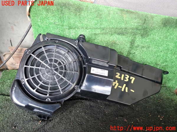 1UPJ-21376530]アウディ・S7 スポーツバック(4GCEUL)ウーハー 中古_m0001.jpg