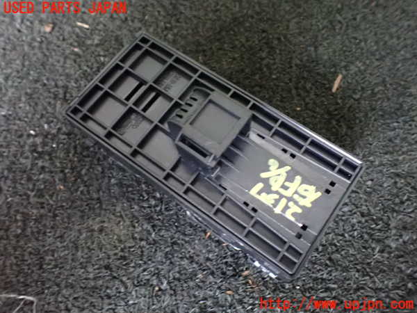 1UPJ-21376240]アウディ・S7 スポーツバック(4GCEUL)右前パワーウィンドウスイッチ 中古_m0002.jpg