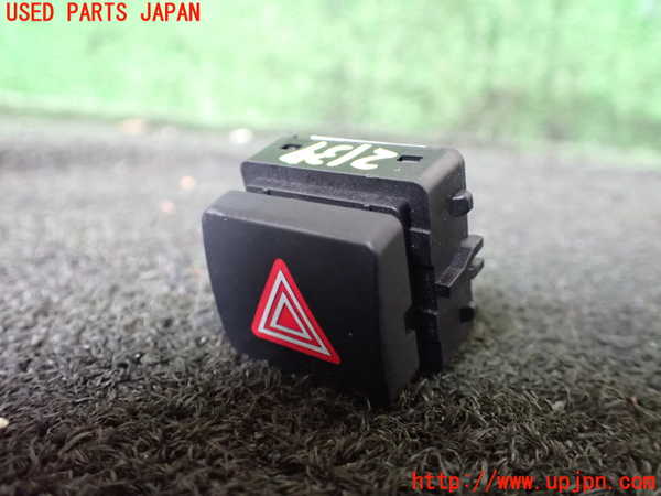 1UPJ-21376290]アウディ・S7 スポーツバック(4GCEUL)ハザードスイッチ 中古_m0001.jpg