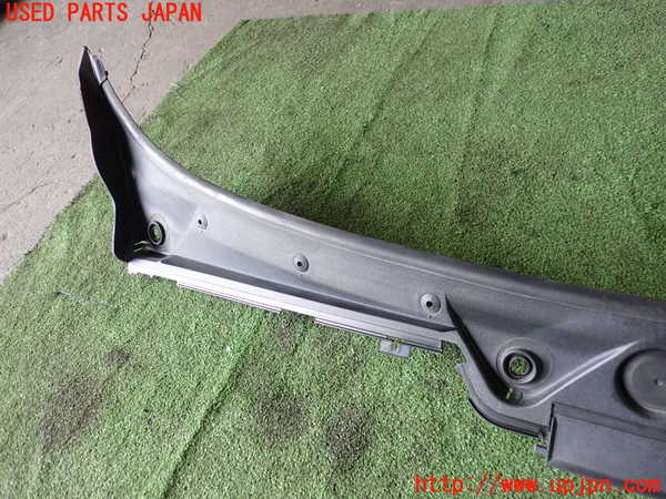 5UPJ-21381190]BMW 118d(1S20 F20)カウルトップ 中古_m0003.jpg