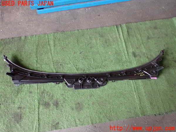 5UPJ-21381190]BMW 118d(1S20 F20)カウルトップ 中古_m0005.jpg