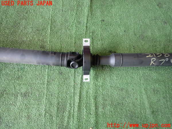 1UPJ-21383410]BMW 118d(1S20 F20)リアプロペラシャフト 中古_m0003.jpg