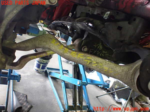 5UPJ-21385315]BMW 118d(1S20 F20)右フロントテンションロッド 中古_m0001.jpg