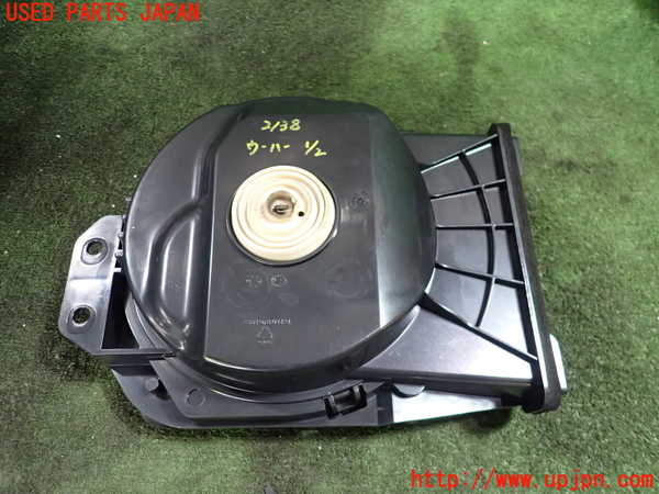 1UPJ-21386530]BMW 118d(1S20 F20)ウーハー 中古_m0004.jpg