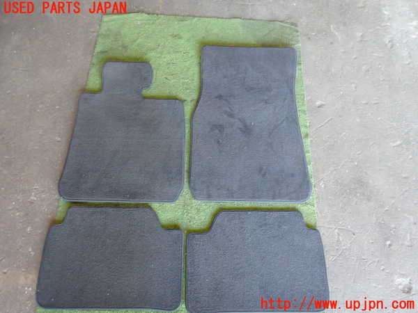5UPJ-21387800]BMW 118d(1S20 F20)フロアマット 中古_m0004.jpg