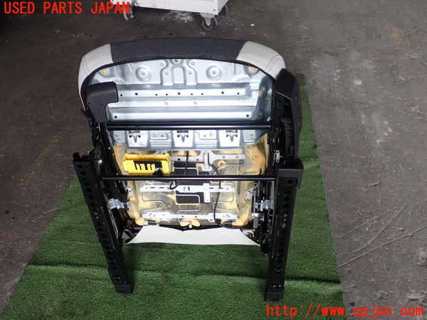 5UPJ-21387065]BMW 118d(1S20 F20)助手席シート 中古_m0005.jpg