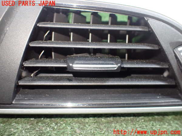 5UPJ-21387527]BMW 118d(1S20 F20)エアコン吹き出し口2 (左) 中古_m0002.jpg